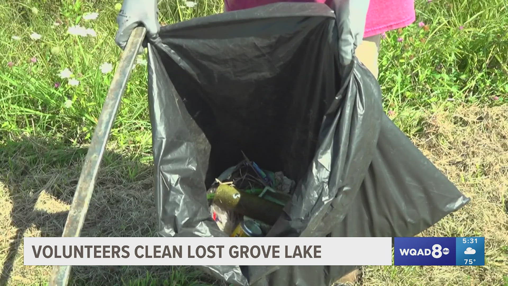 A University of Northern Iowa student in the Green Iowa AmeriCorps program organized the event after she noticed fish hooks and plastic objects being left around.