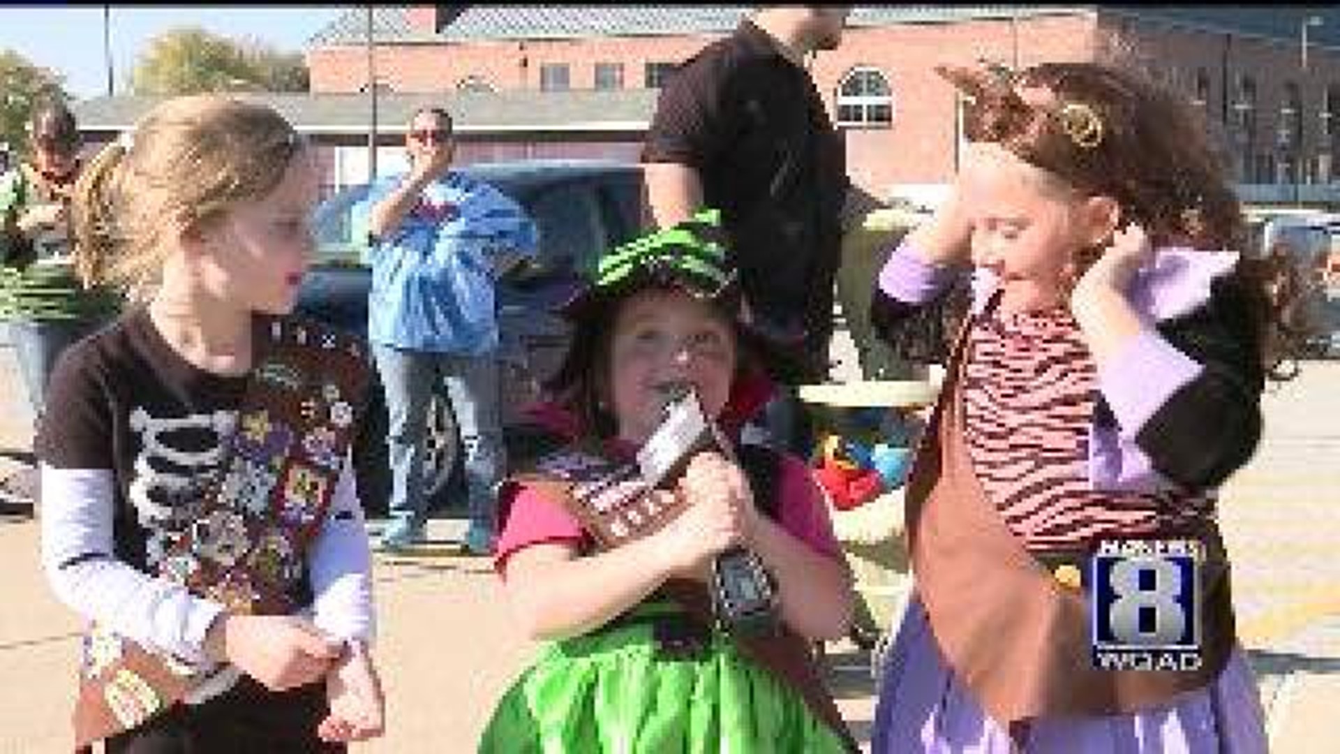 Dads Club holds Halloween Parade