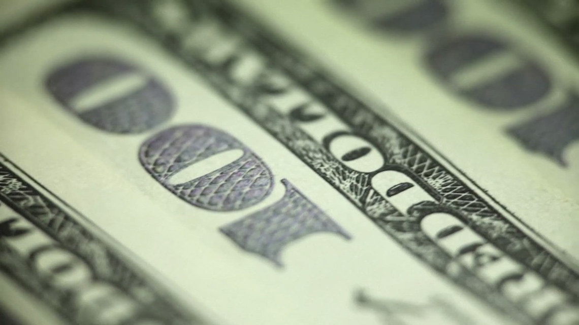 Your Money | Businesses big and small investing in artificial intelligence