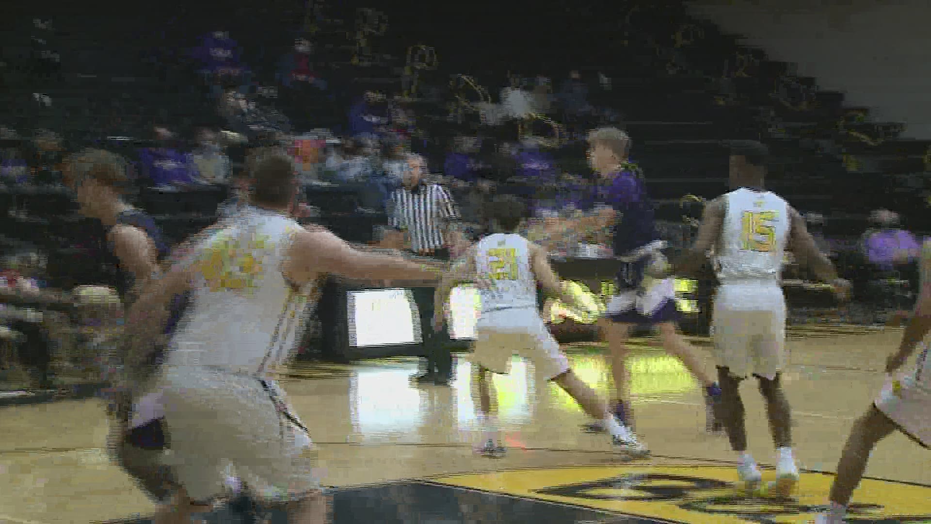 Muscatine scored the first 17 points on their way to a MAC win over Bettendorf.