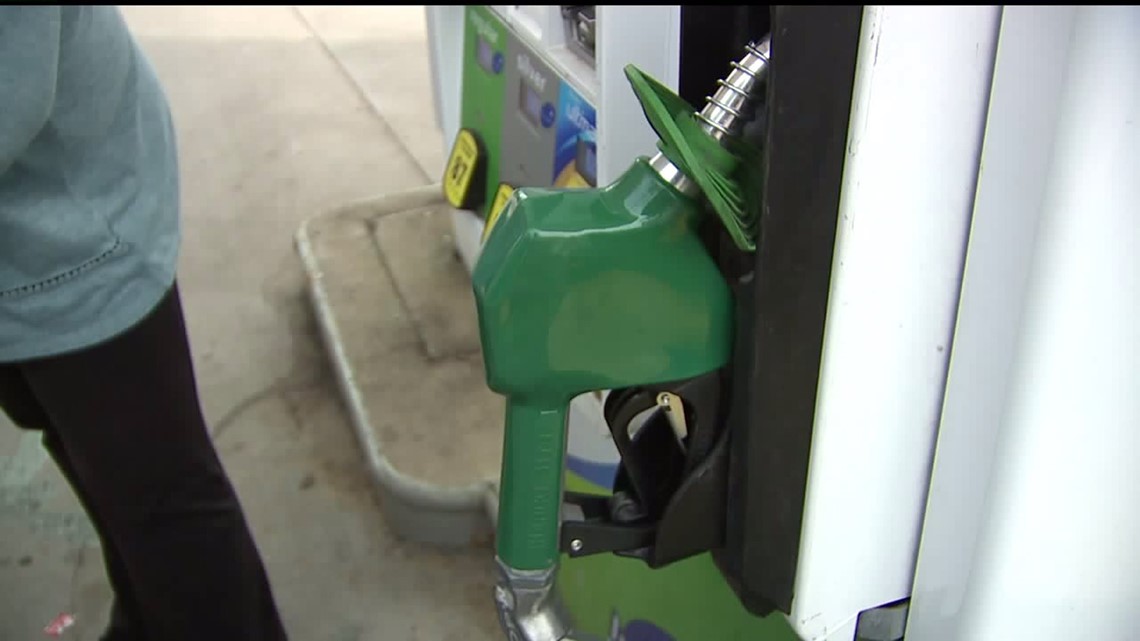 Filling up the tank will soon cost more in Illinois | wqad.com