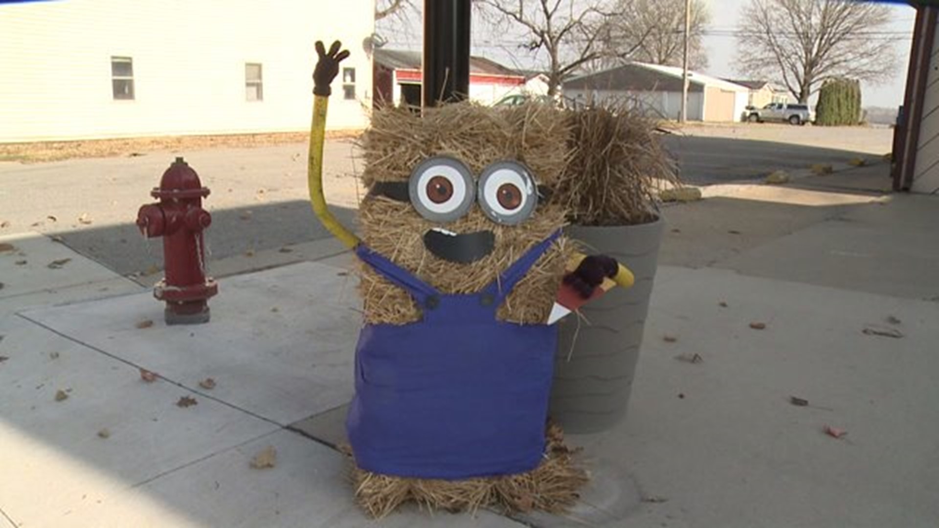 Minion decorations get set on fire in Wapello