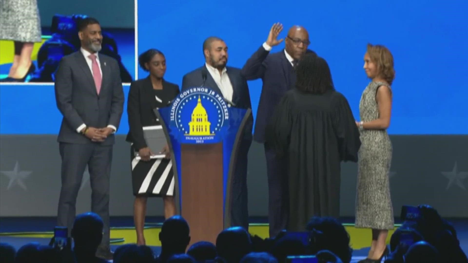 Kwame Raoul sworn in for 2nd term as Illinois Attorney General 