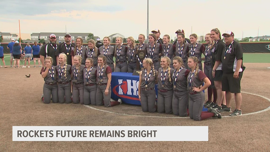 Rockridge becomes first Illinois softball team to repeat as state champions