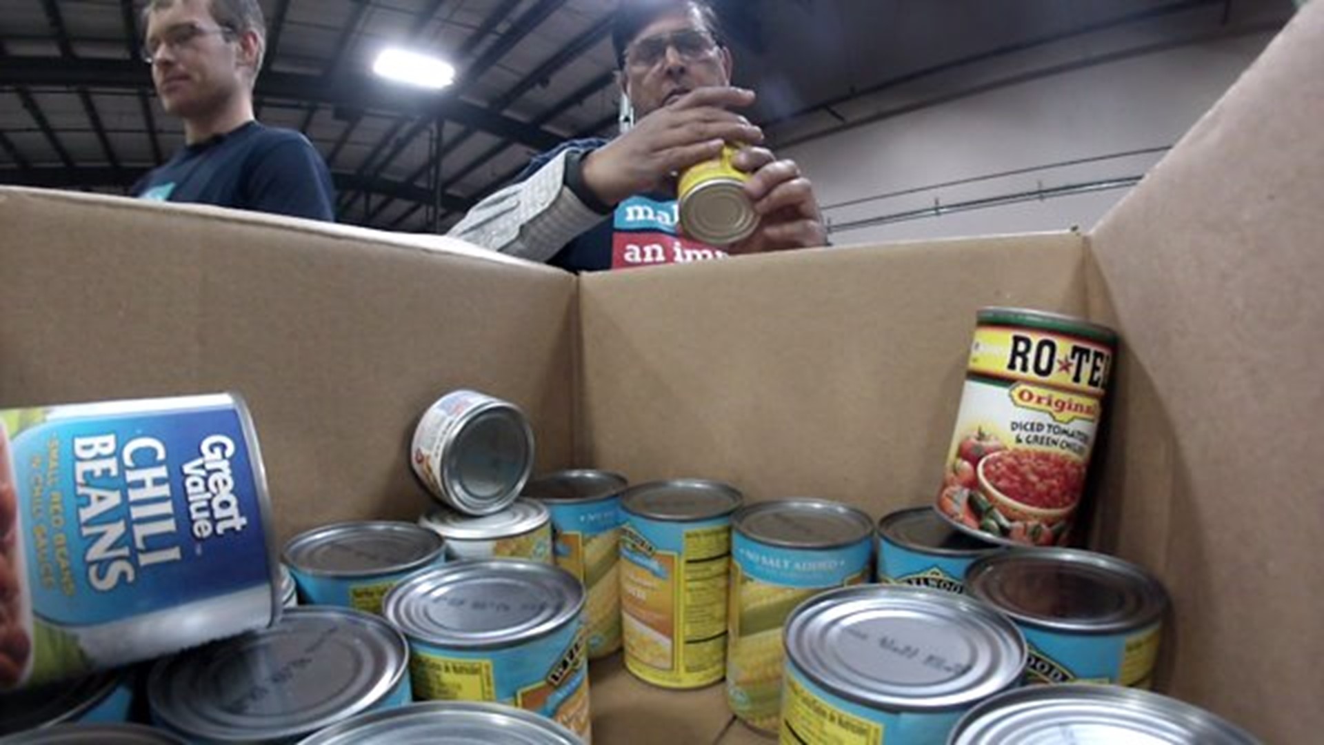 RiverBend Food Bank tries to keep up with growing hunger problem
