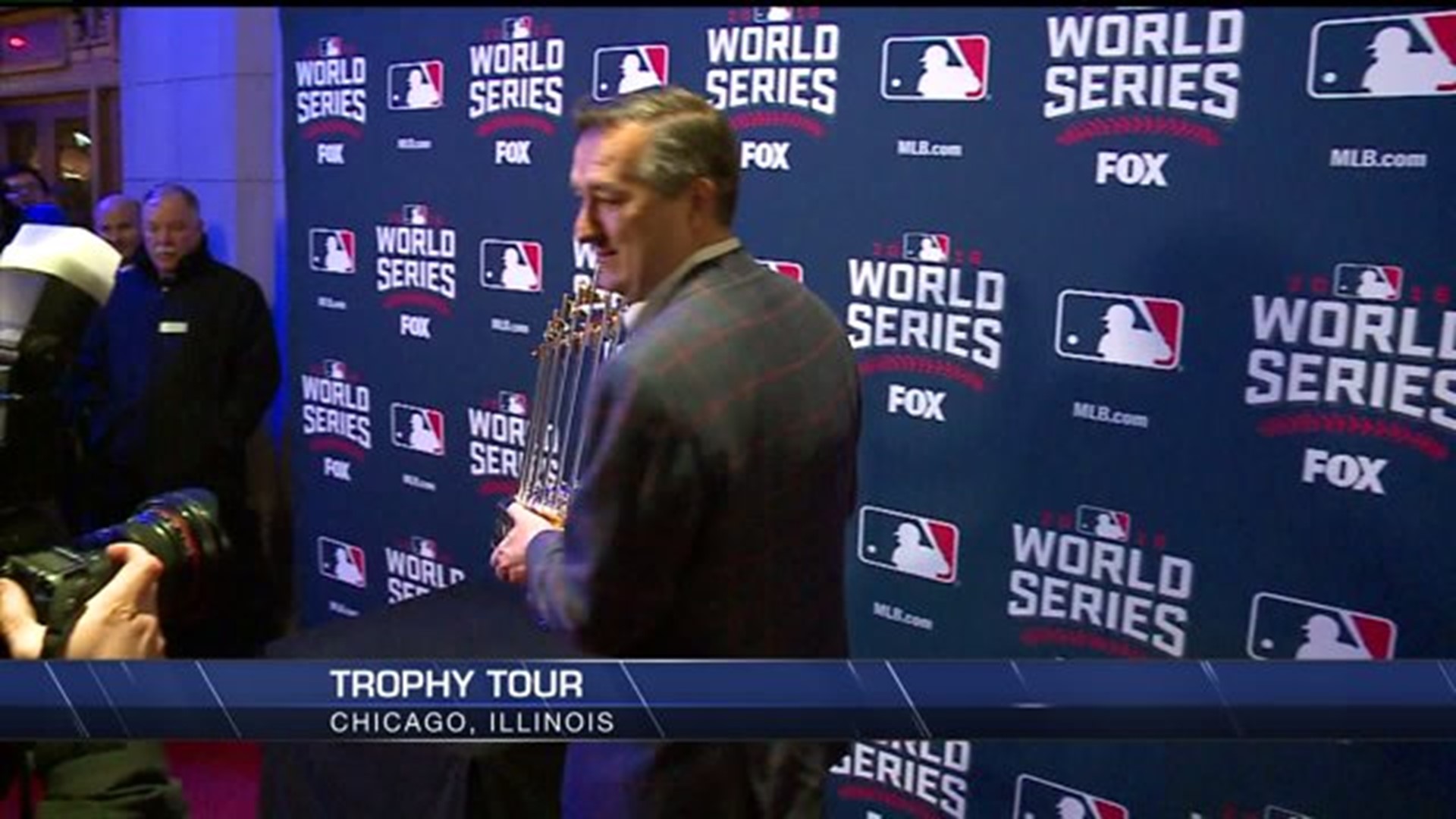Chicago Cubs trophy tour