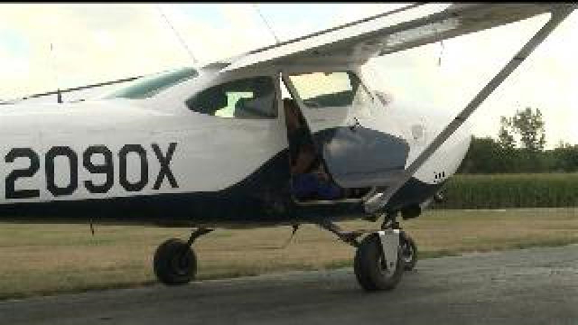 Iowa man dies in skydiving accident