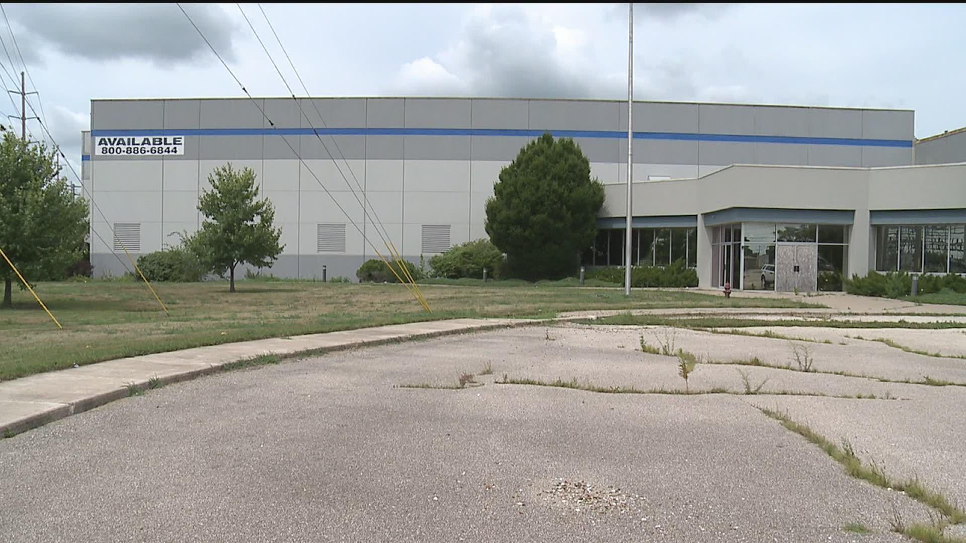 WQAD News 8 Reporter John David travels to Mexico in the wake of Maytag leaving Galesburg in 2004 and moving operations to Reynosa.