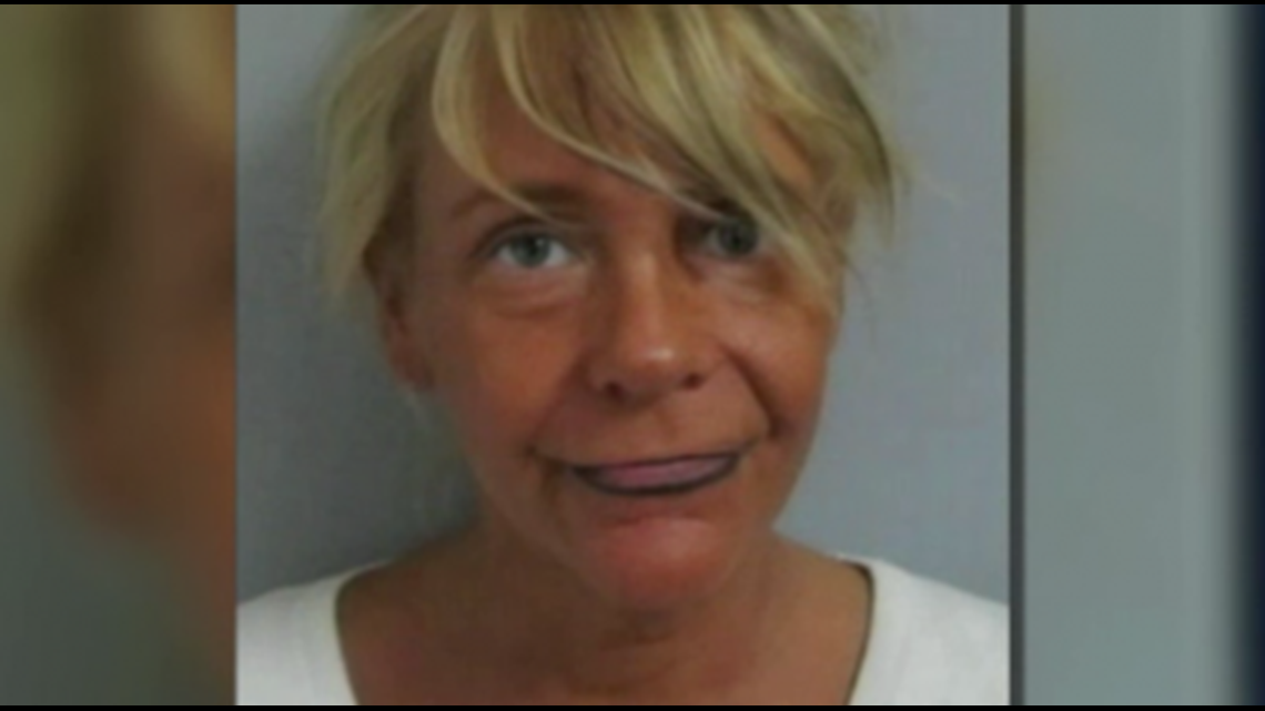 Mom Accused Of Taking Daughter 5 Into Tanning Booth