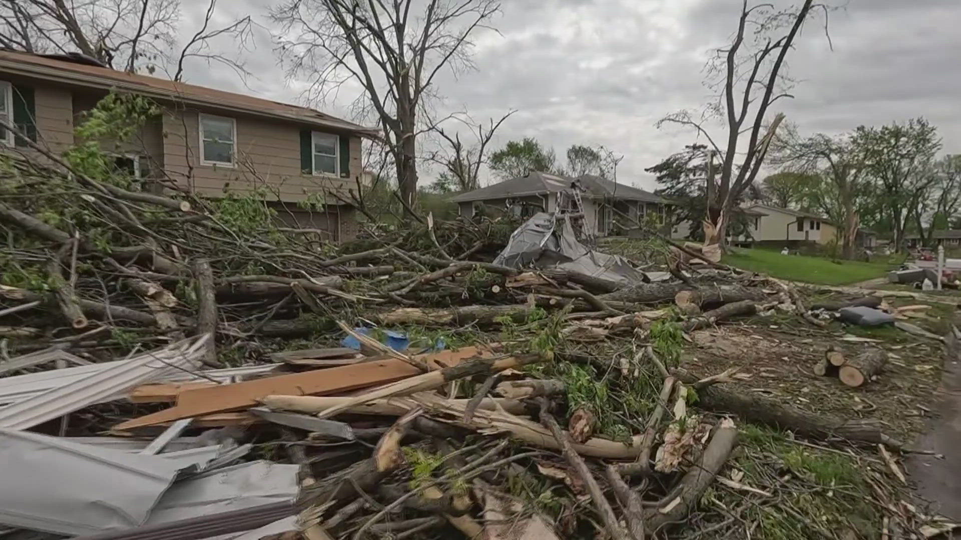 Pleasant Hill, Iowa tornado damage: Weather video, homes damaged | wqad.com