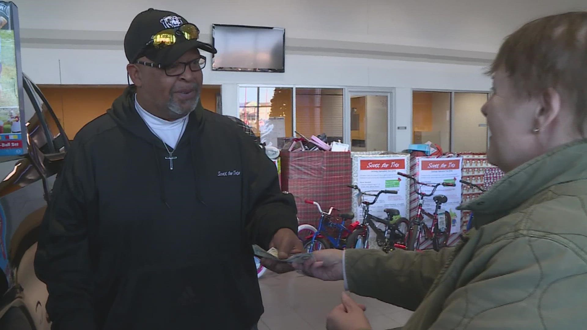 Scott Stubblefield is making Christmas a little brighter for thousands of kids in Clinton County through the 'Scott for Tots' toy drive.