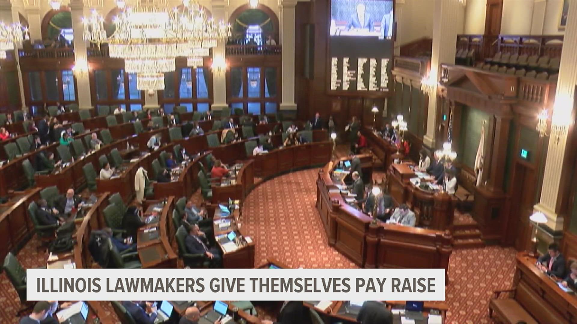 Officials at the highest levels of state government appear set to receive substantial pay raises after the Illinois House and Senate passed a budget bill.