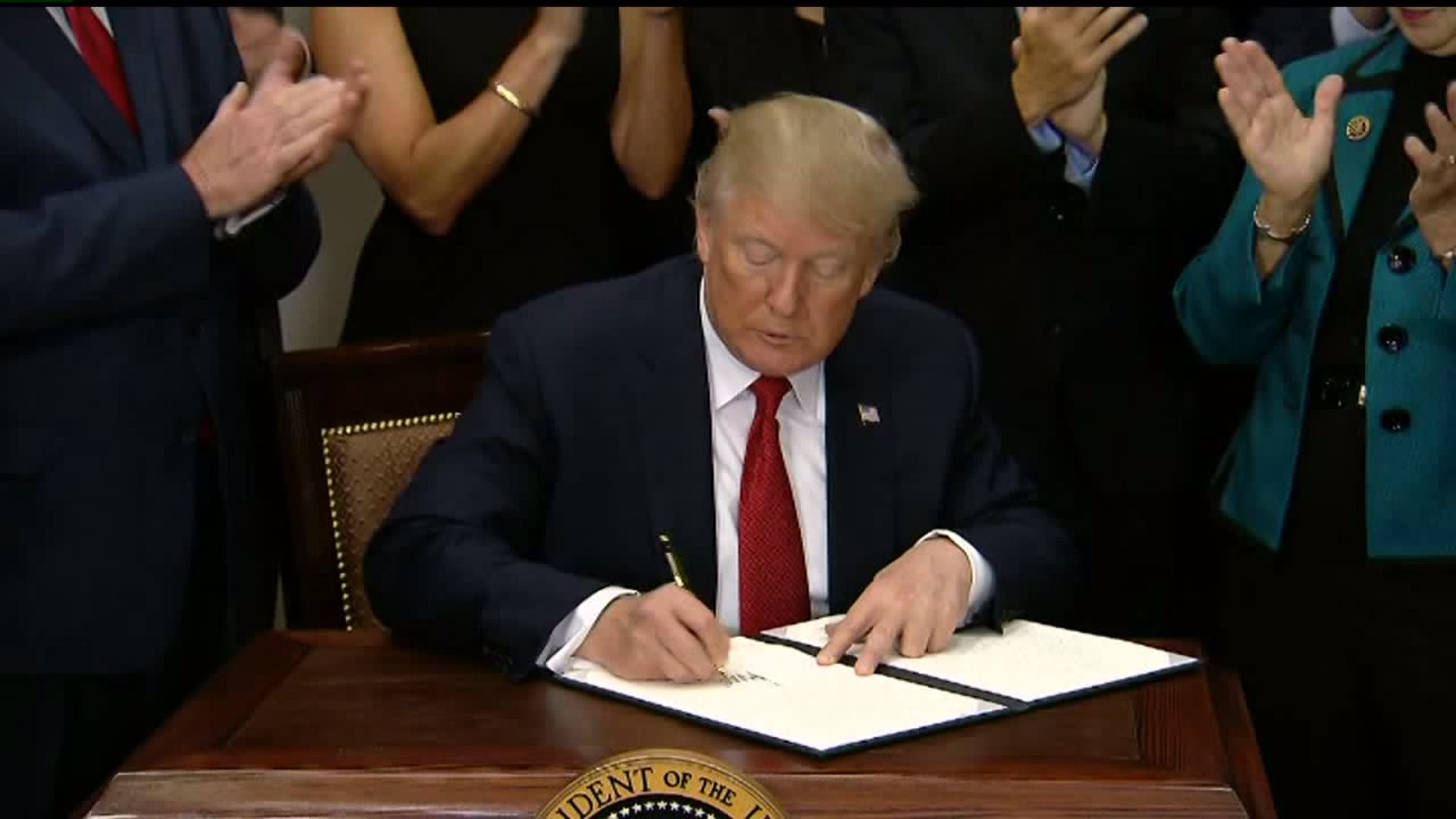President Trump signs healthcare executive order