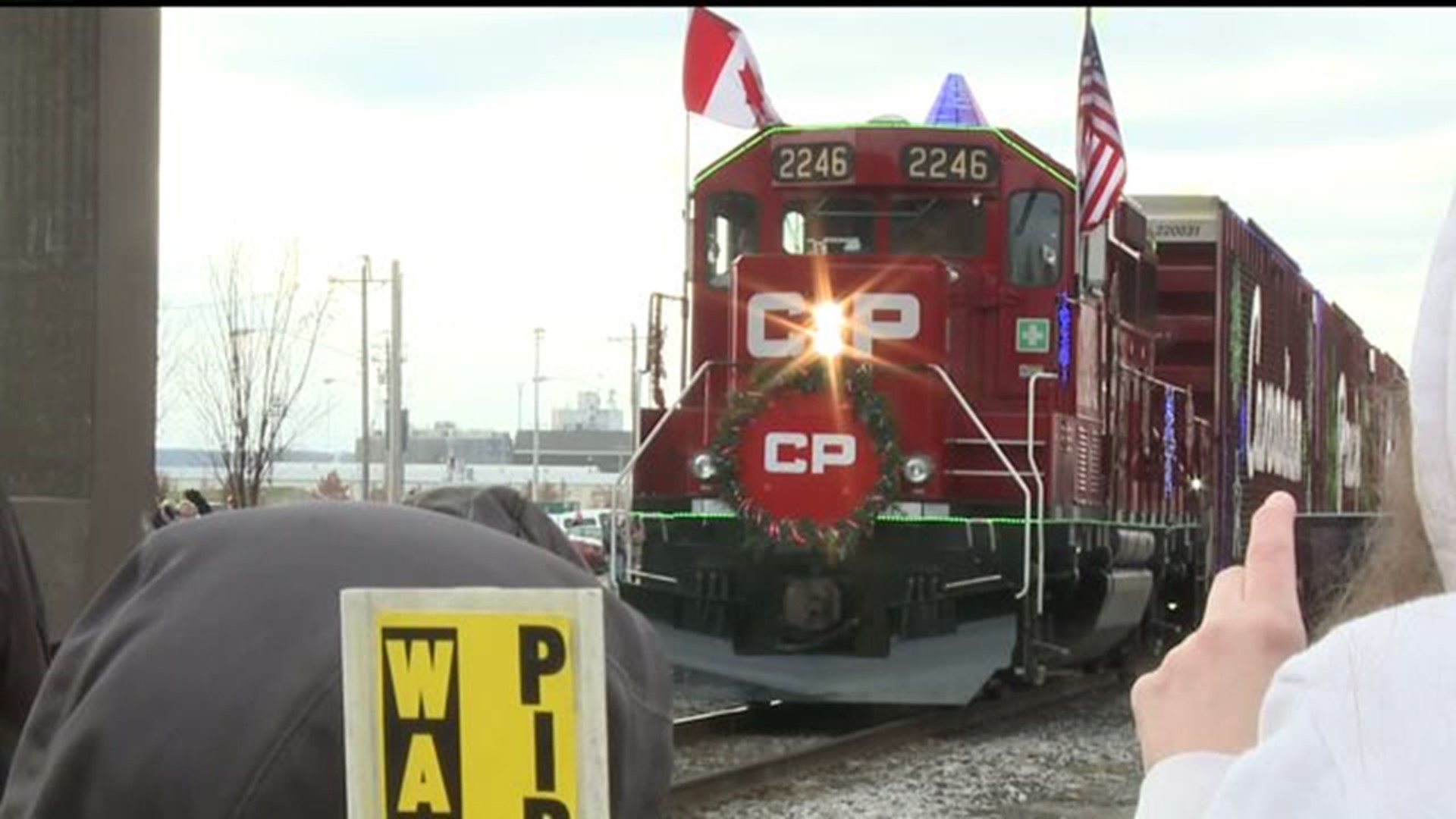 Holiday Train rolls into Davenport