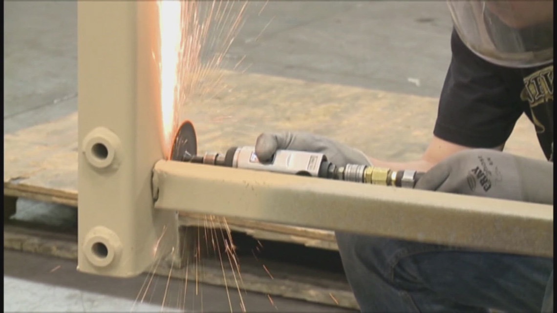 U.S. Army ends collective bargaining agreements with federal union workers