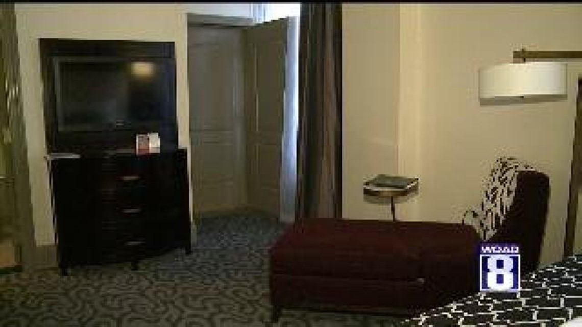Hotel Blackhawk captures presidential history