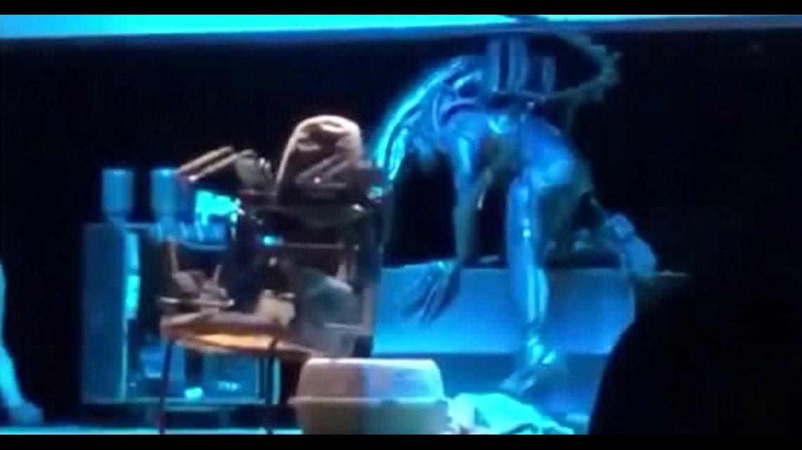 High school’s ‘Alien’ play attracts attention of Hollywood stars | wqad.com
