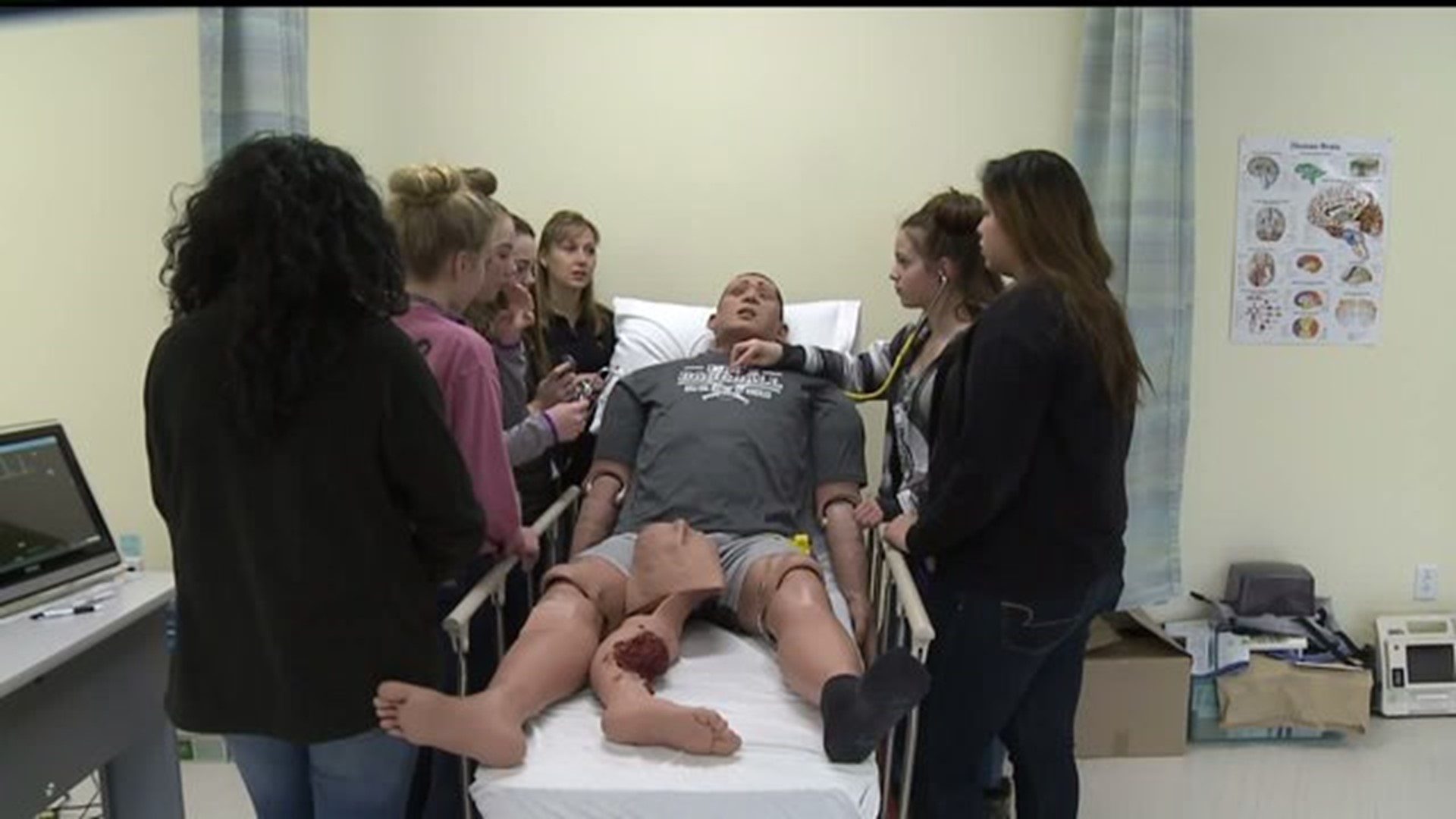 Students get hands on medical experience