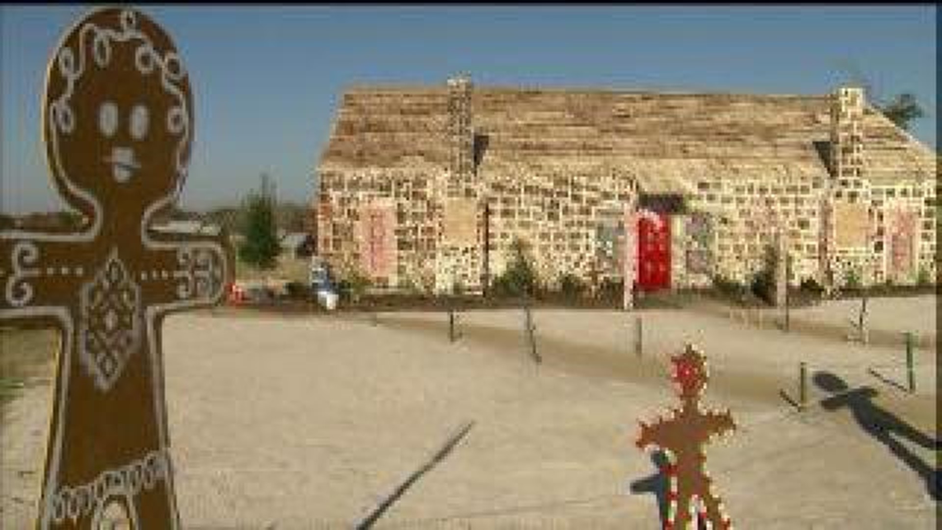 Giant gingerbread house made in Texas