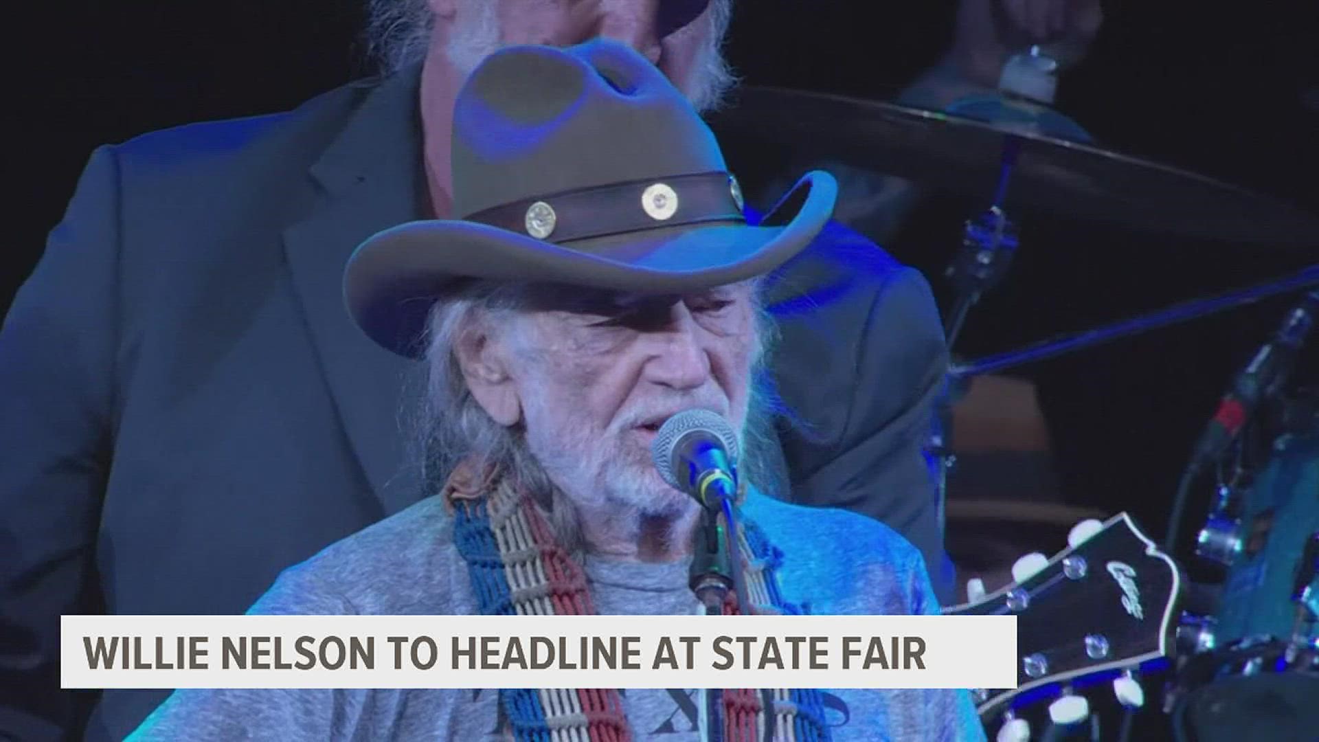 The legendary 10-time Grammy-winning country singer and his touring group will be playing at the Illinois State Fair on Tuesday, August 16.