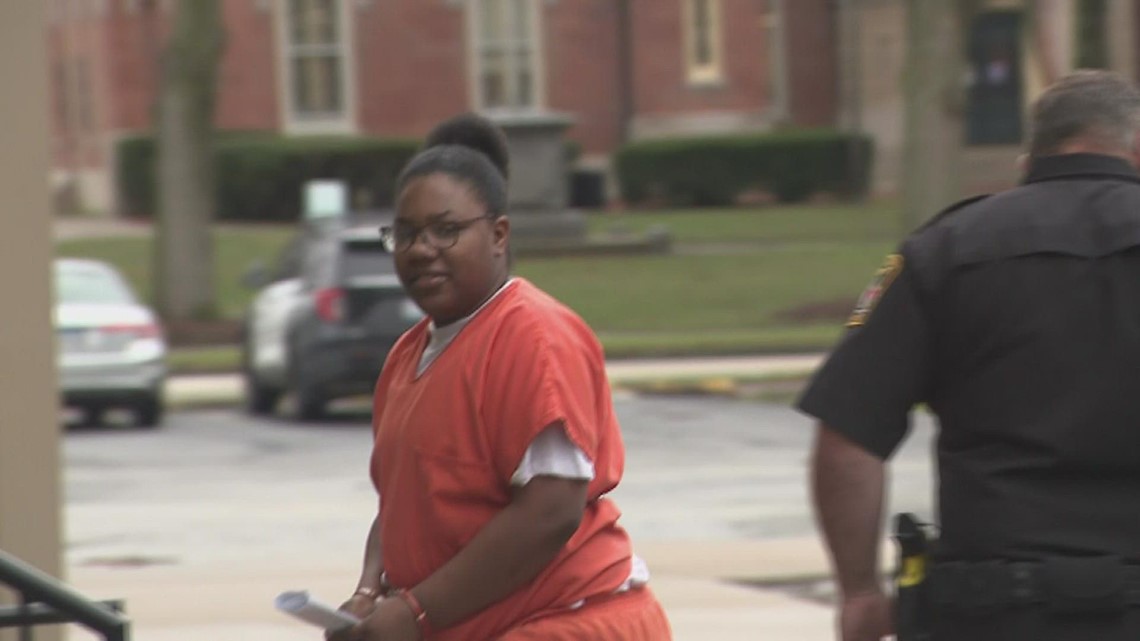 Woman sentenced to 65 years for 2021 Galesburg murder - Vimarsana News