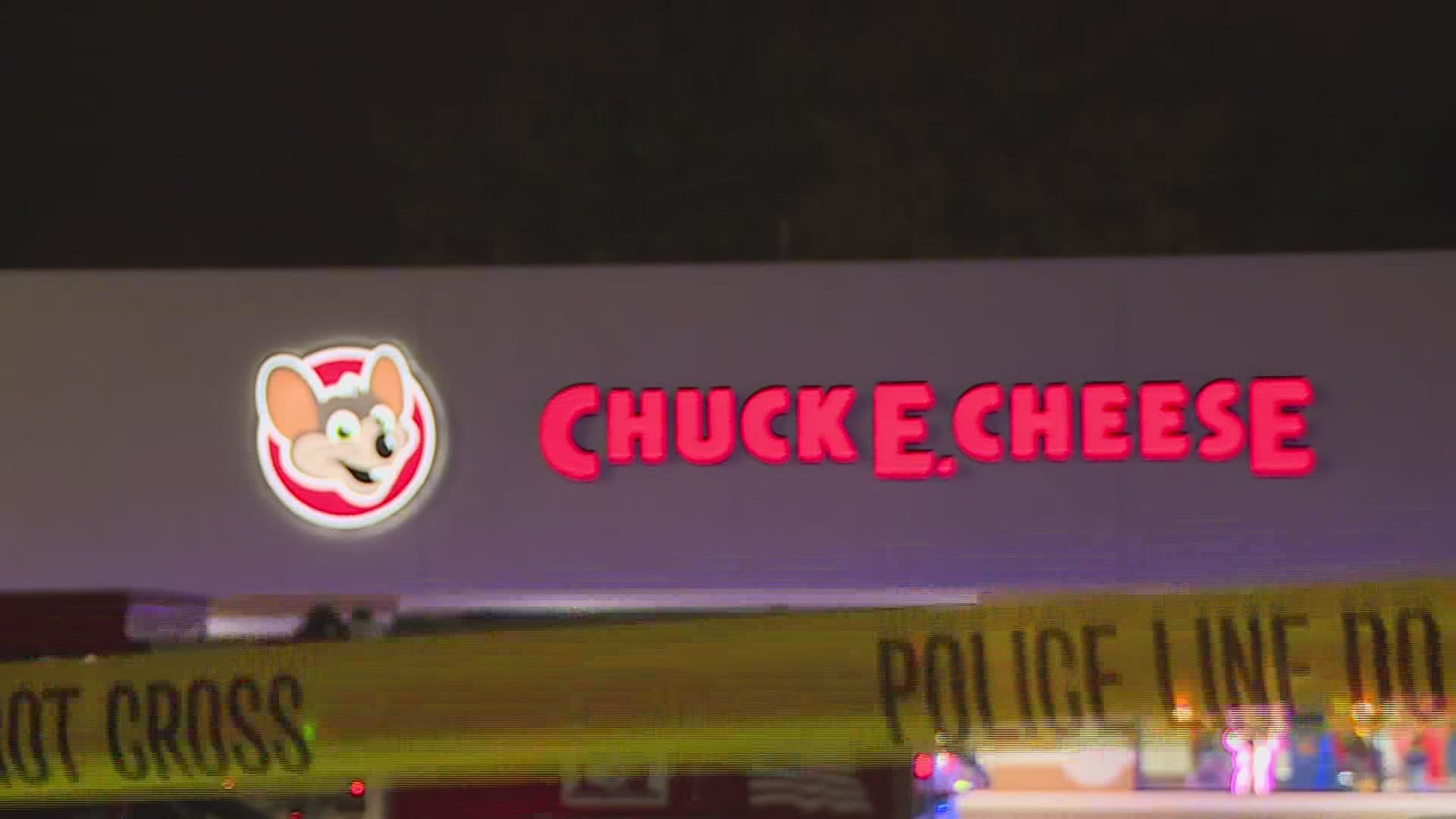 A 25-year-old Davenport woman has pleaded guilty to voluntary manslaughter after a shooting at a Chuck E. Cheese restaurant.