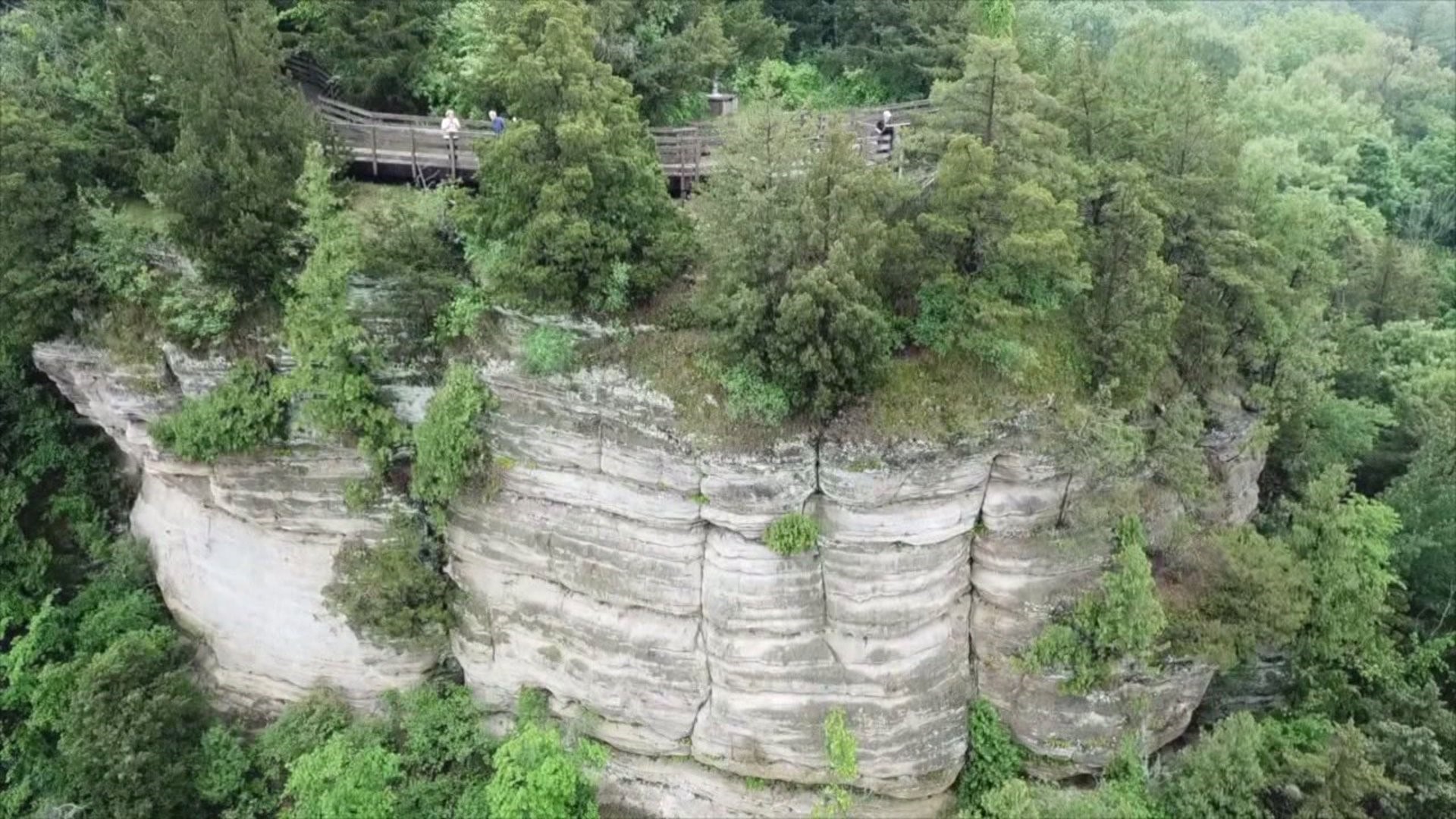Starved Rock State Park is crumbling
