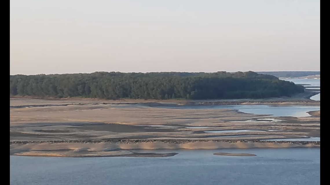 Opinion  Long Stretches of the Mississippi River Have Run Dry