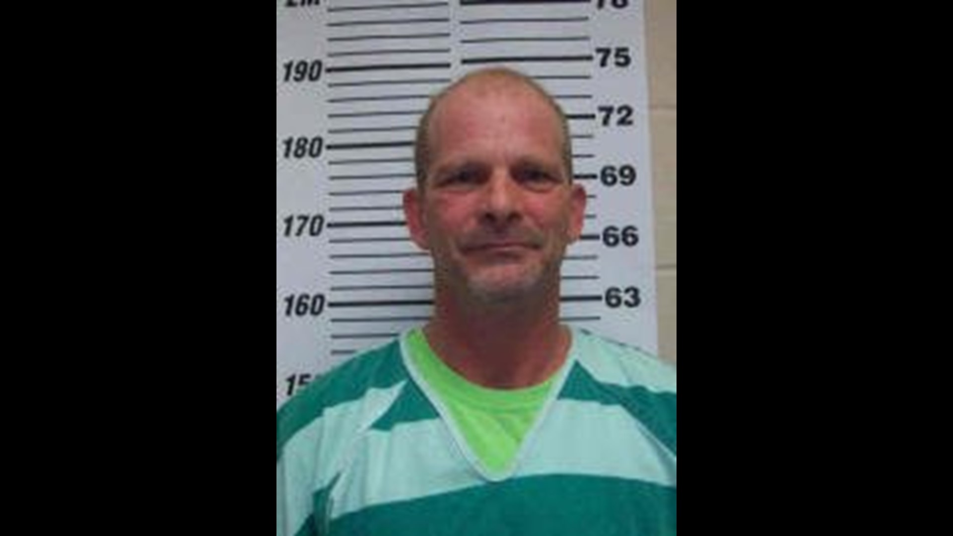 Iowa fire chief charged and resigns amid investigation into suspicious