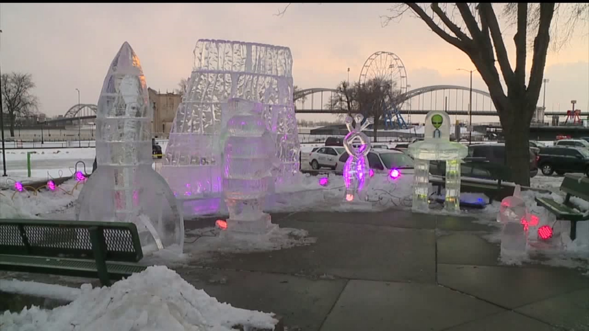 Annual Icestravaganza crowds brave the cold for alien-themed sculptures