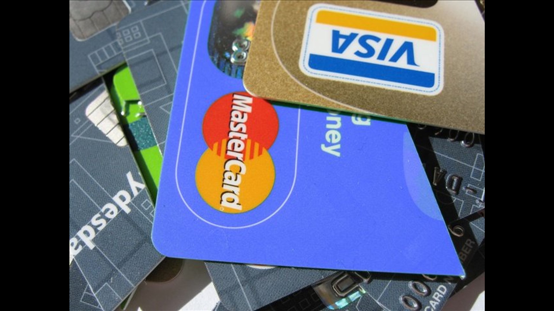 Glitches hit debit and credit cards for Wells Fargo, PNC and SunTrust banks