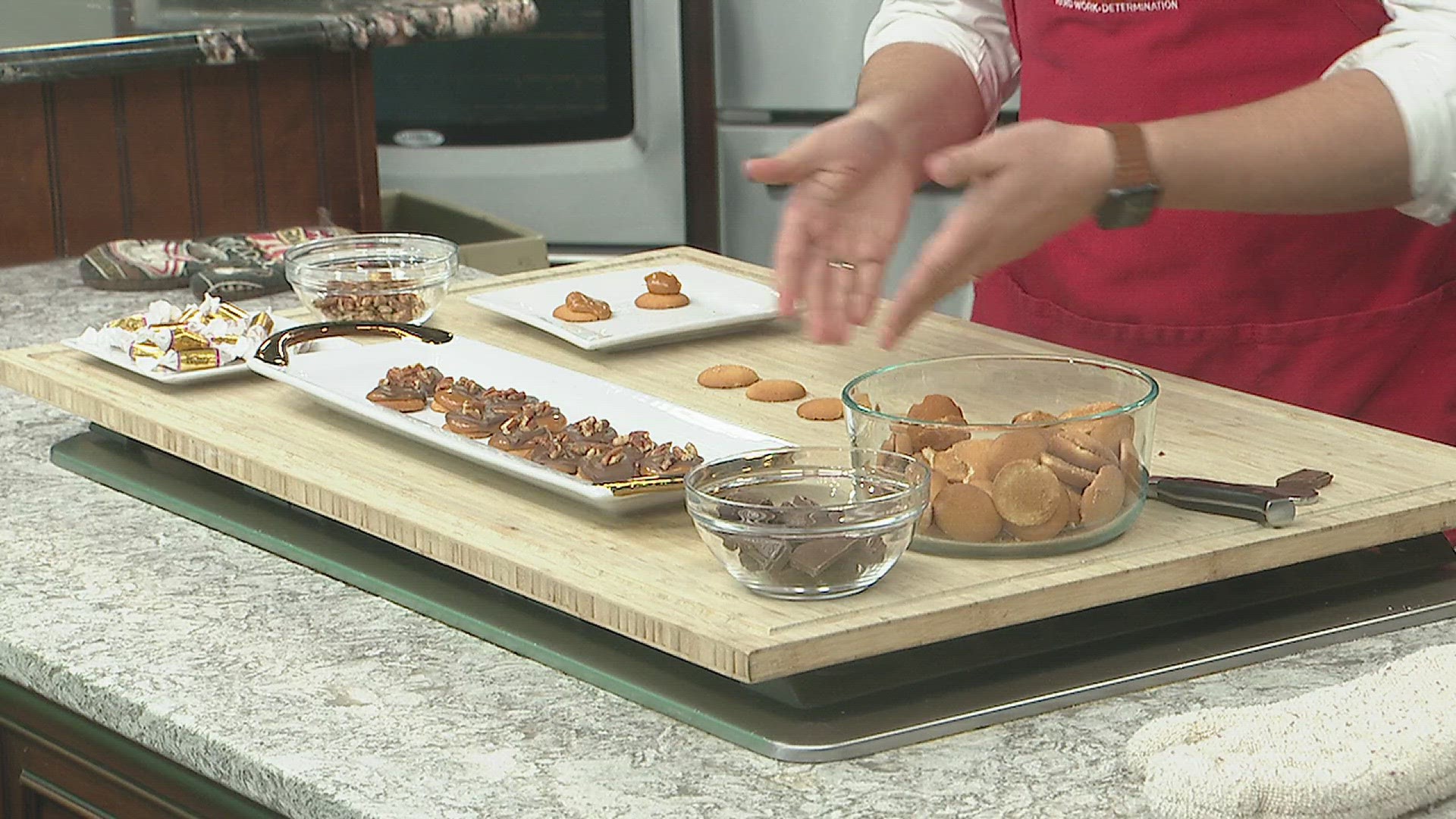 It's day four of our 12 Days of Christmas series, and News 8's David Bohlman returns to the kitchen with simple Chocolate Caramel Wafer cookies.