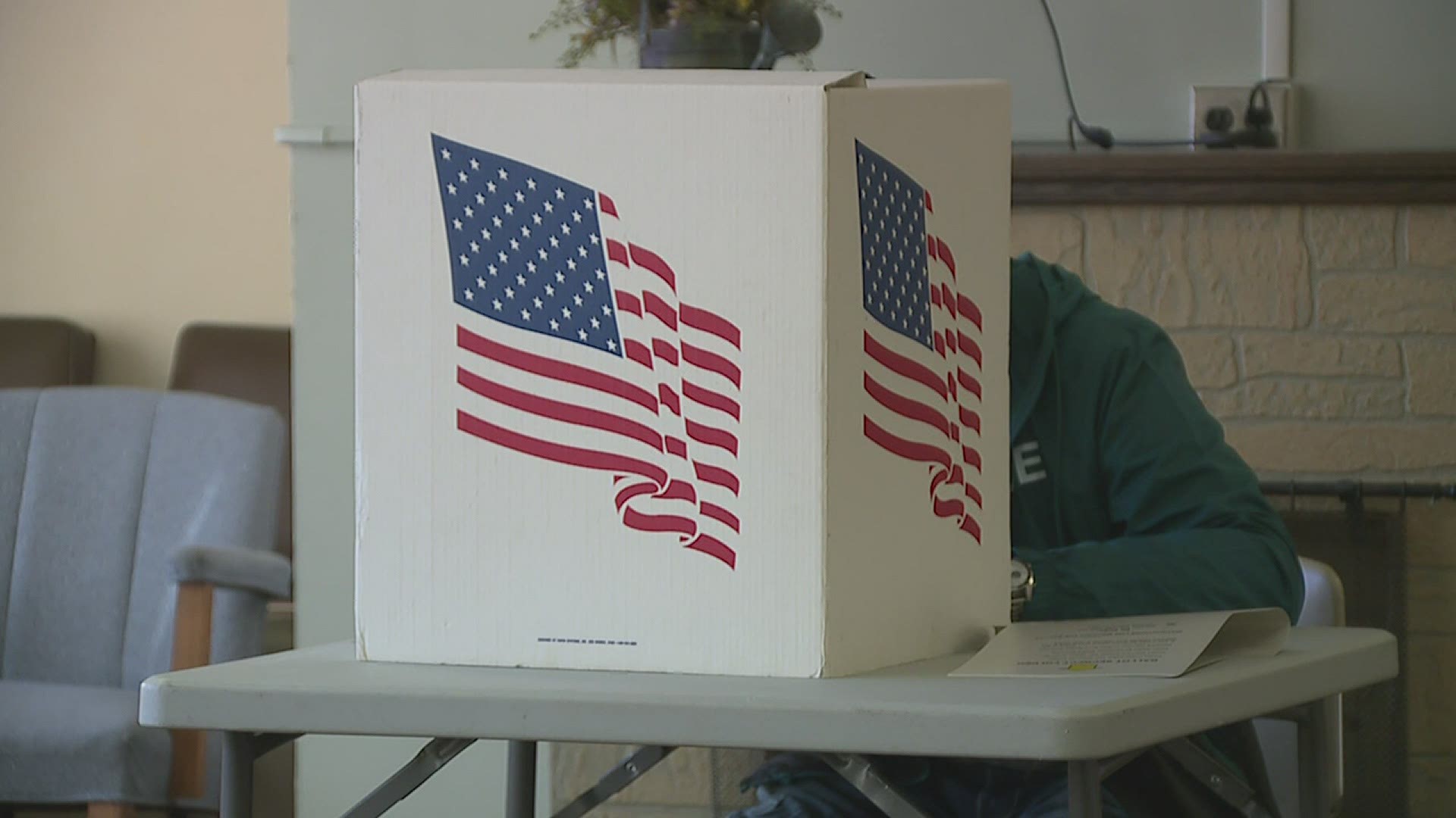 The bill would reduce the amount of days Iowans could early and absentee vote, as well as make it more difficult for counties to set up satellite voting lcoations.