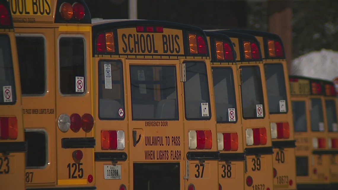 Davenport school district cancels classes due to bus driver shortage