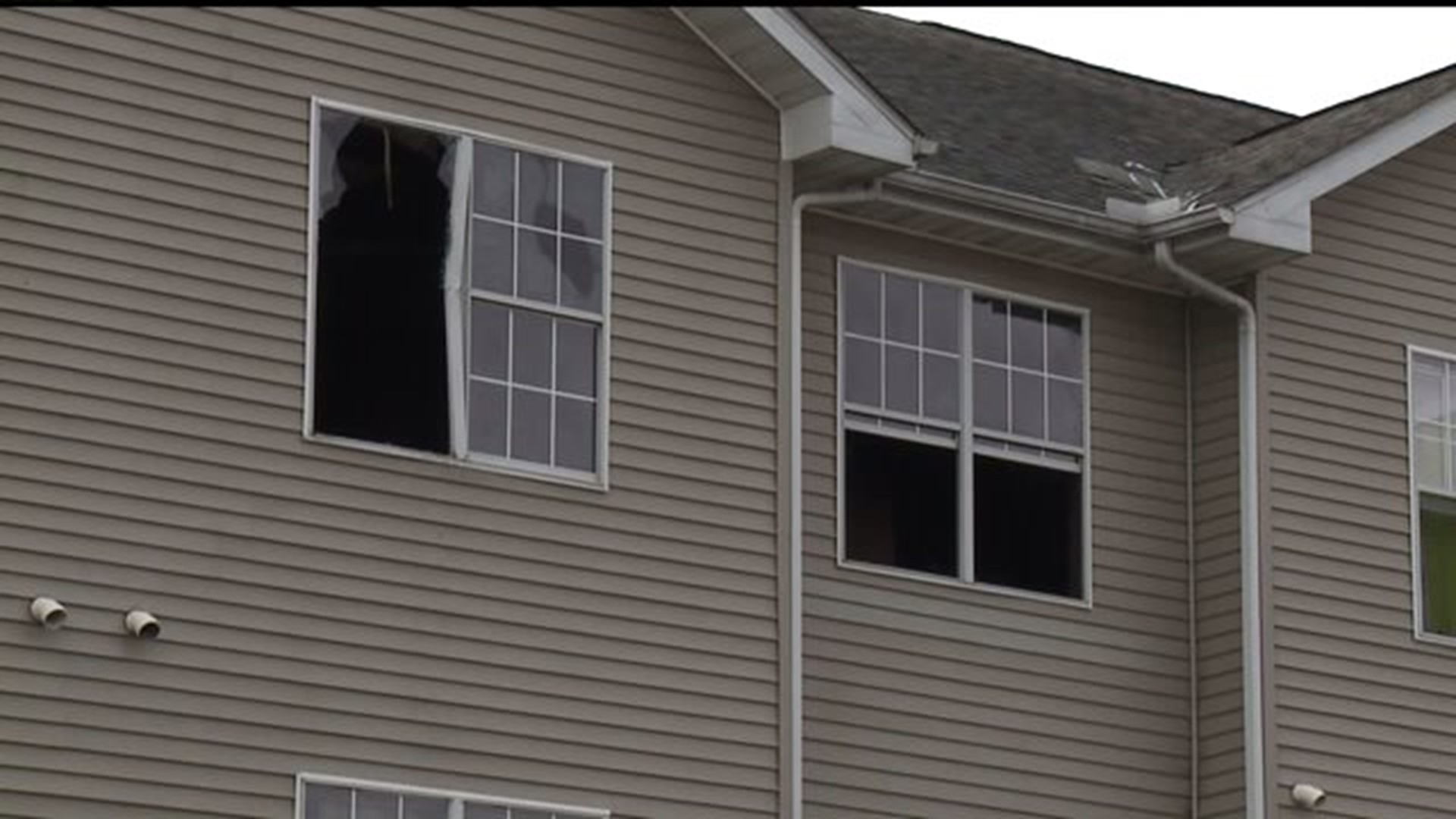 Families displaced after Kewanee apartment fire