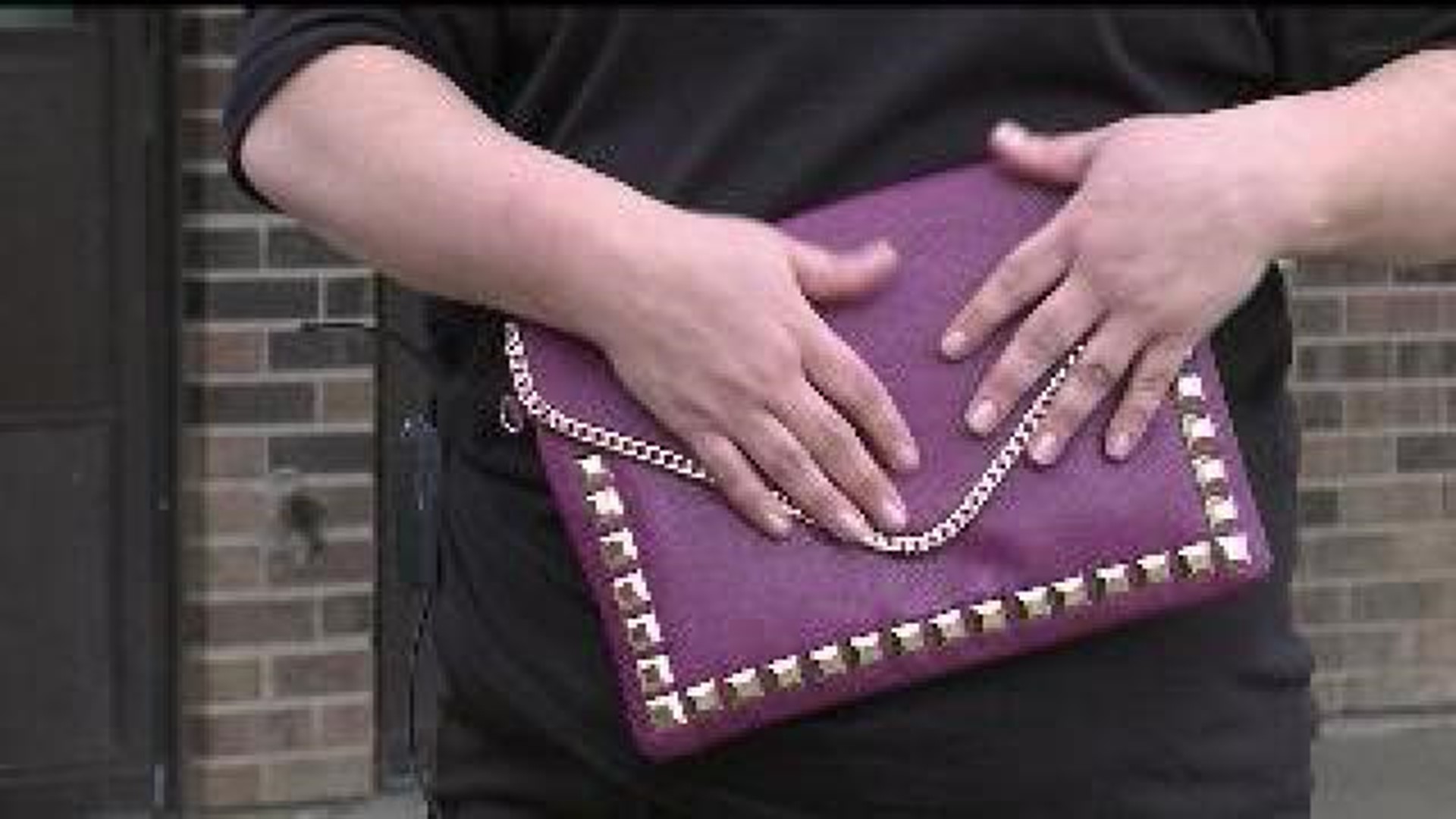 Teen punished for purse containing feminine products