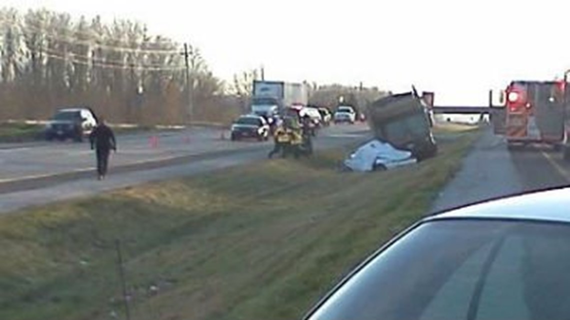 UPDATE Man arrested as police work fatal Davenport crash