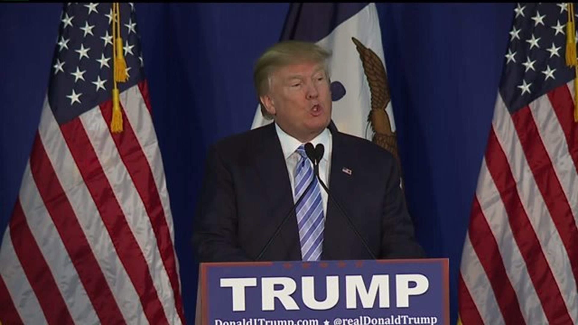 Donald Trump Visits Muscatine Iowa
