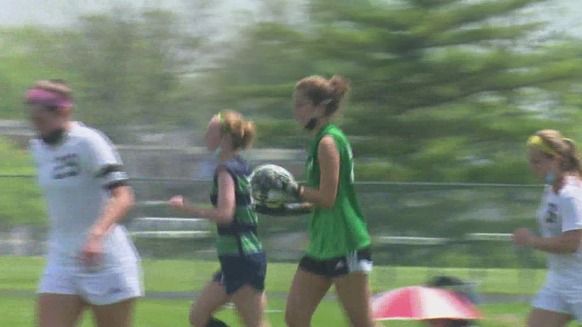 Geneseo gets a goal in the second half to beat Peoria ND 1-nil.