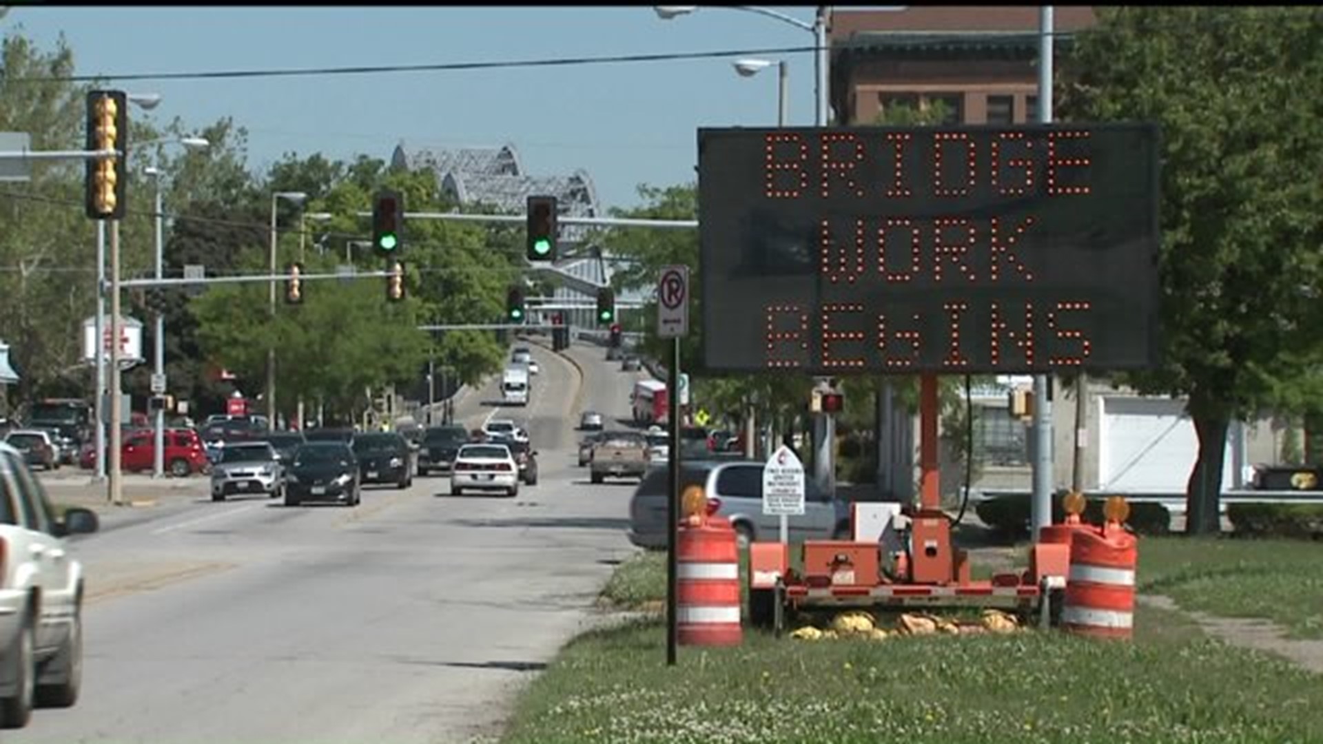 Construction to close lanes on Centennial Bridge