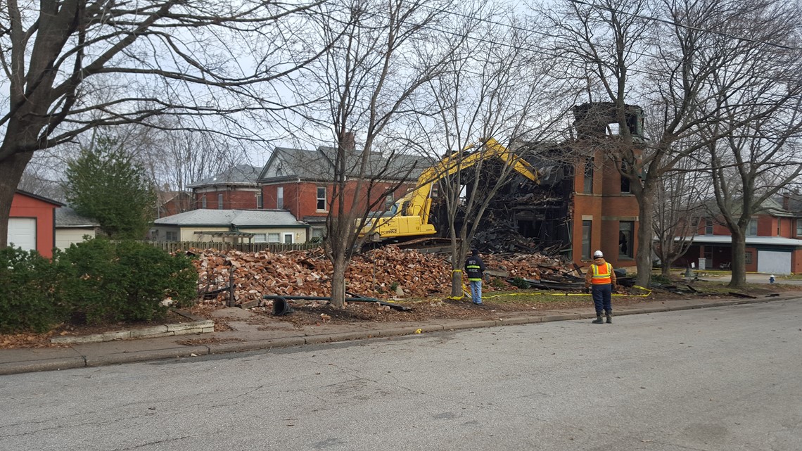 Demolition Begins On Historic Muscatine Home Destroyed By Fire | Wqad.com