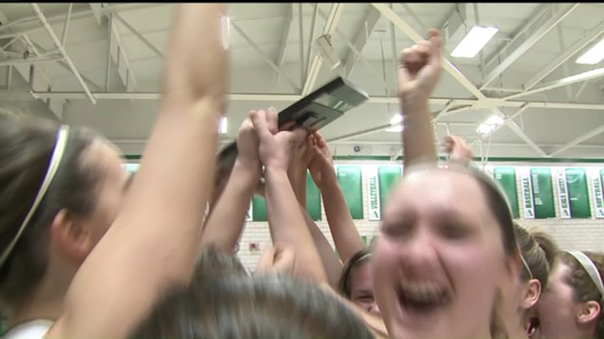 Knoxville tops Mon-Rose for Regional crown