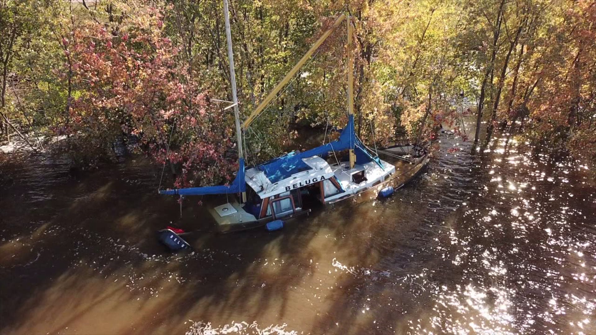 Army Corps of Engineers rescue boater