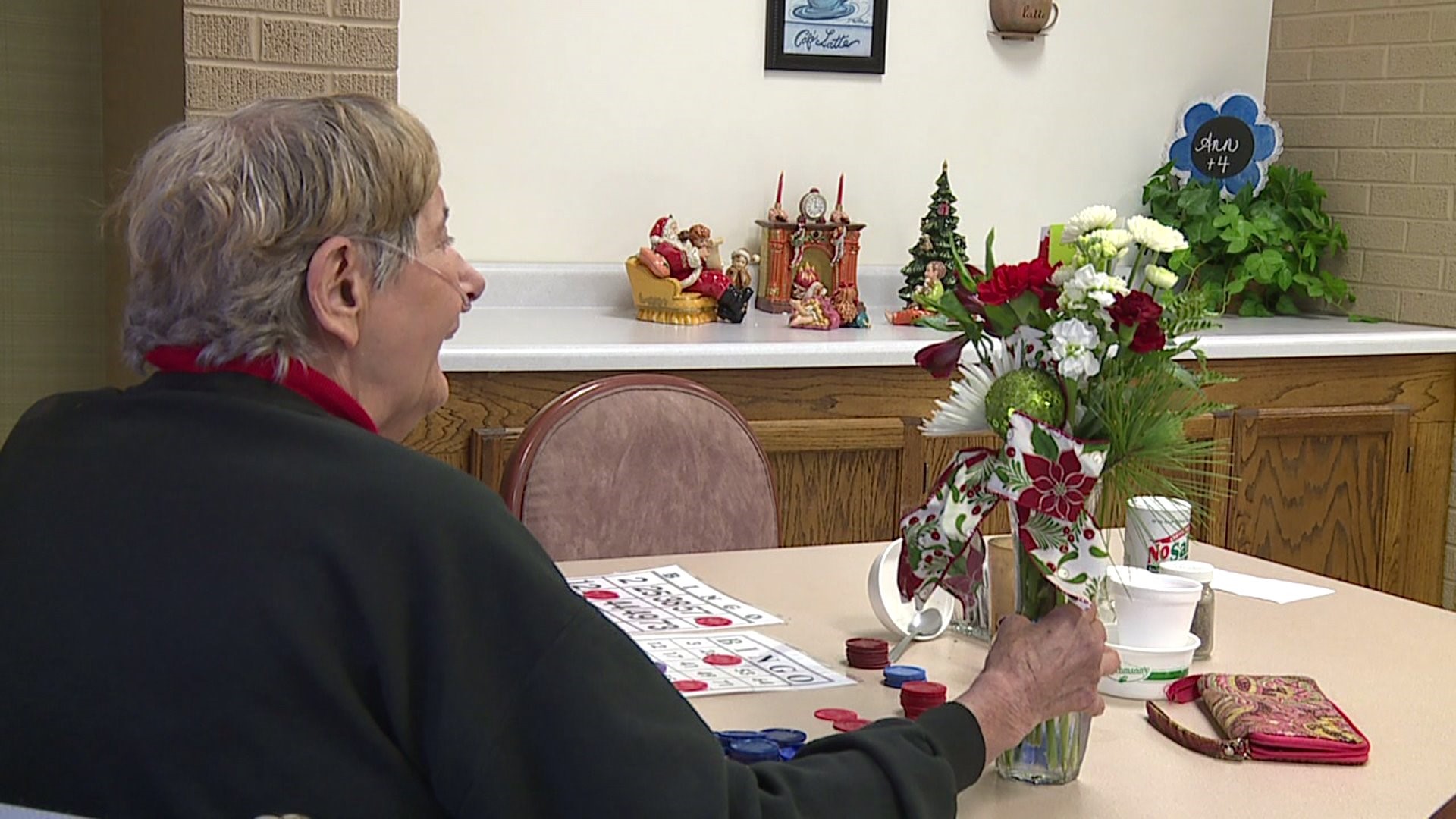 Local florist gifts bouquet for every nursing home resident in two Illinois cities