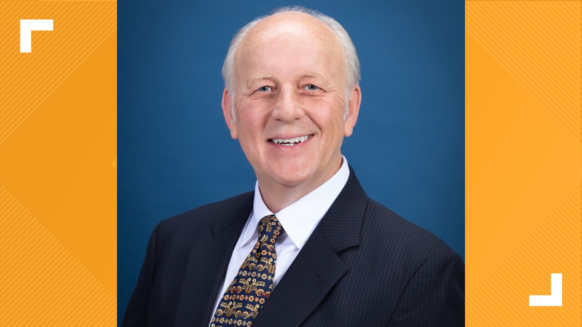 Bob Vitas resigns as Moline's city administrator