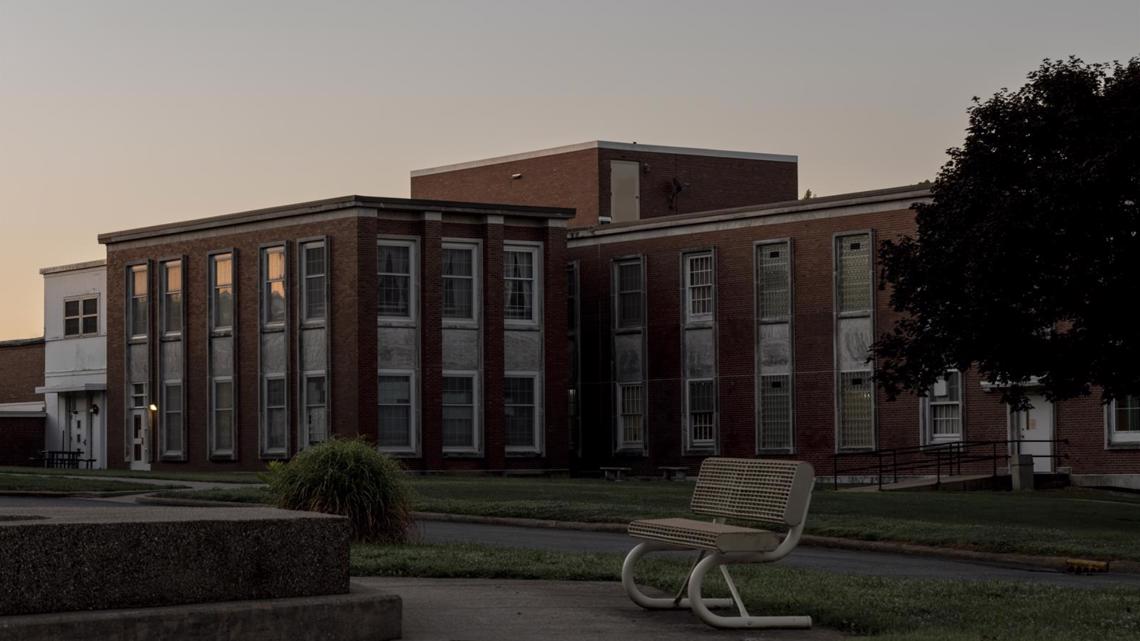 Illinois relocating at least half of current Choate residents - Vimarsana News