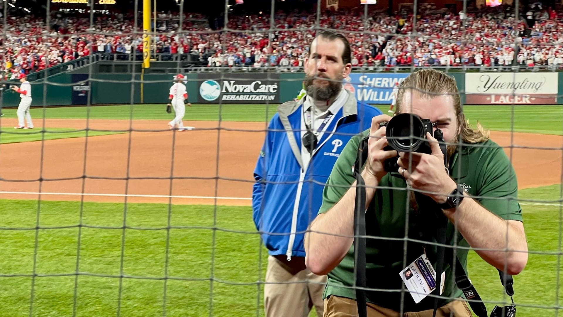 Moline boy goes viral at MLB World Series Games Four and Five between