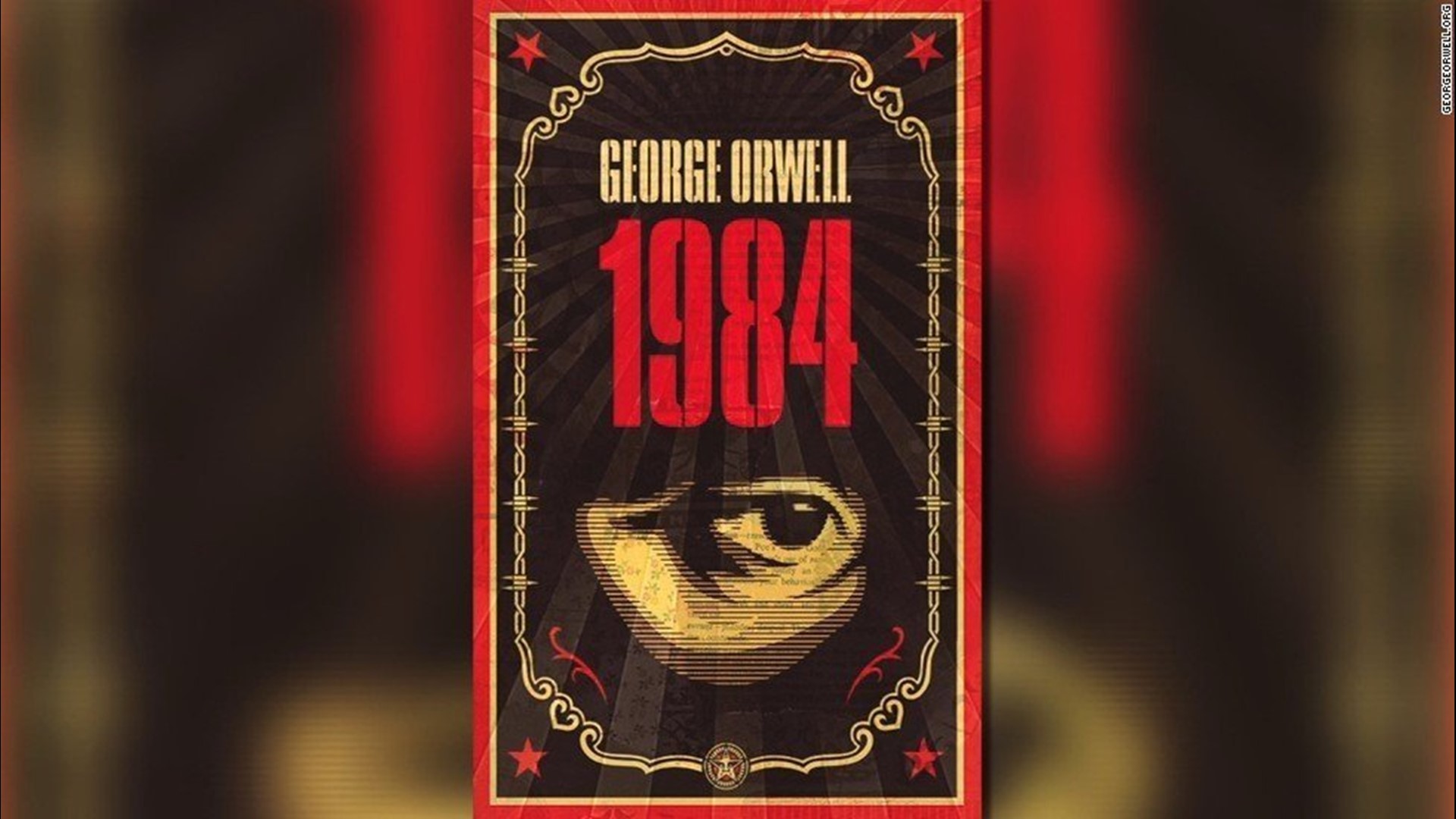 Романы антиутопии оруэлл. Джорджа Оруэлла «1984». Джордж Оруэлл 1984 обложка. 1983 Джордж Оруэлл.