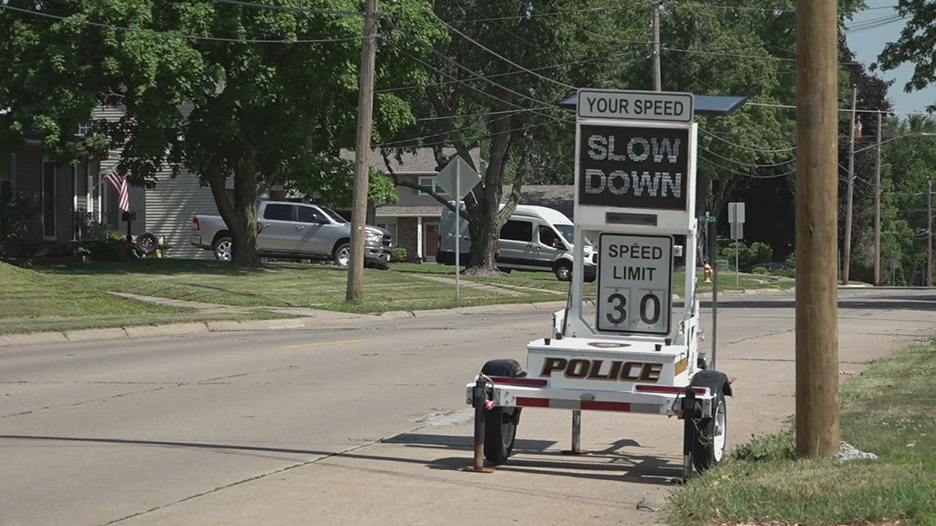 Bettendorf PD uses speed cameras to promote safer driving | wqad.com