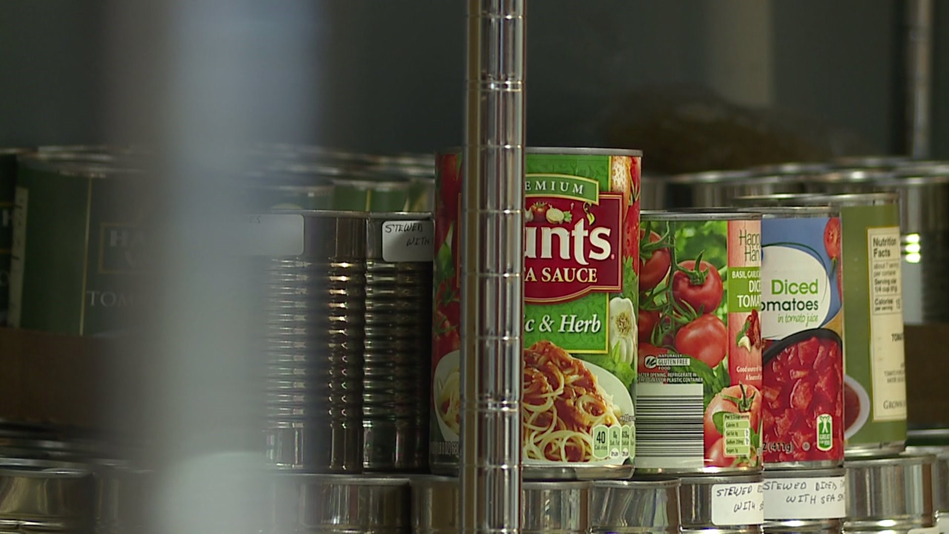 Galesburg Salvation Army`s food pantry hits record-low